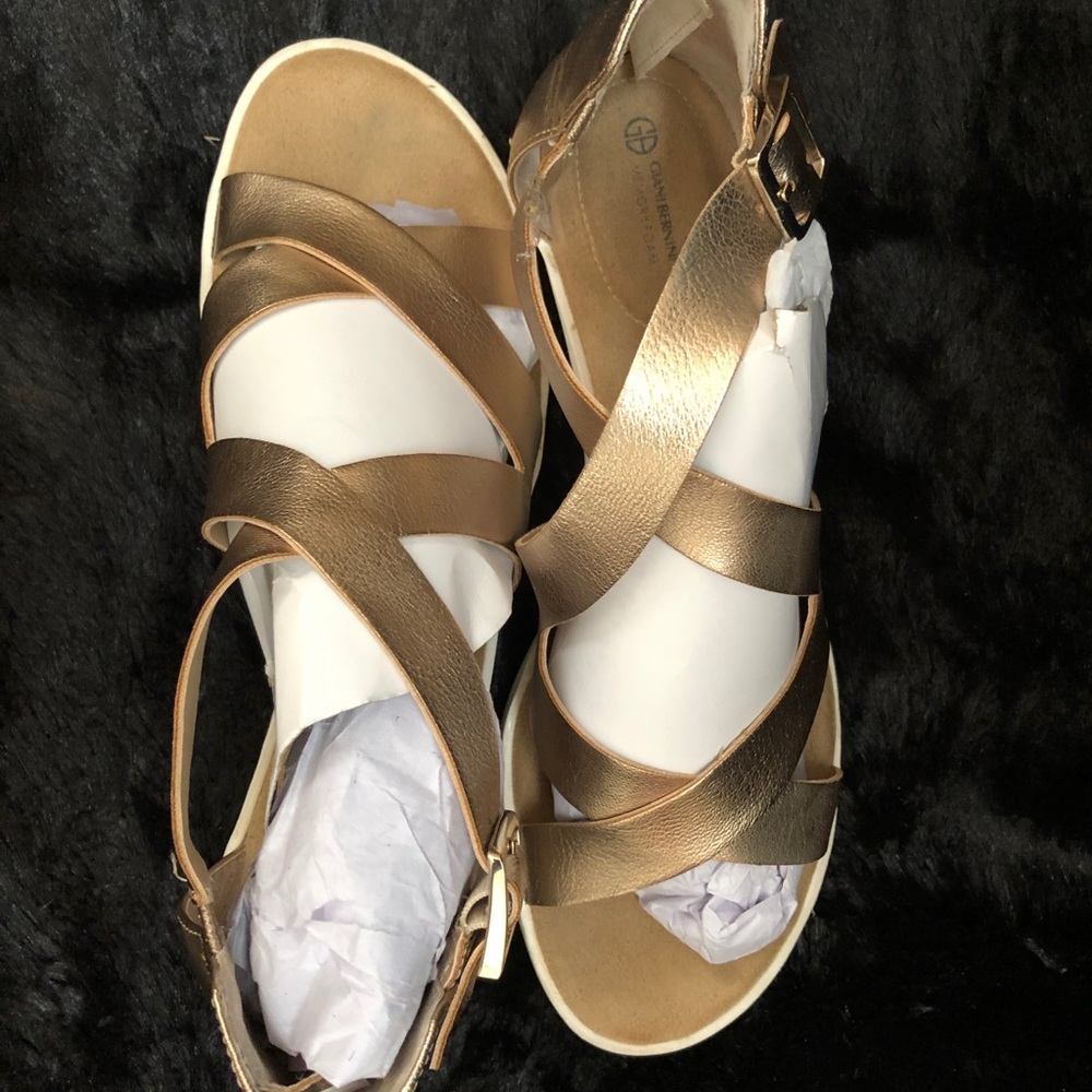 Gold Sandals - Picture 3 of 6